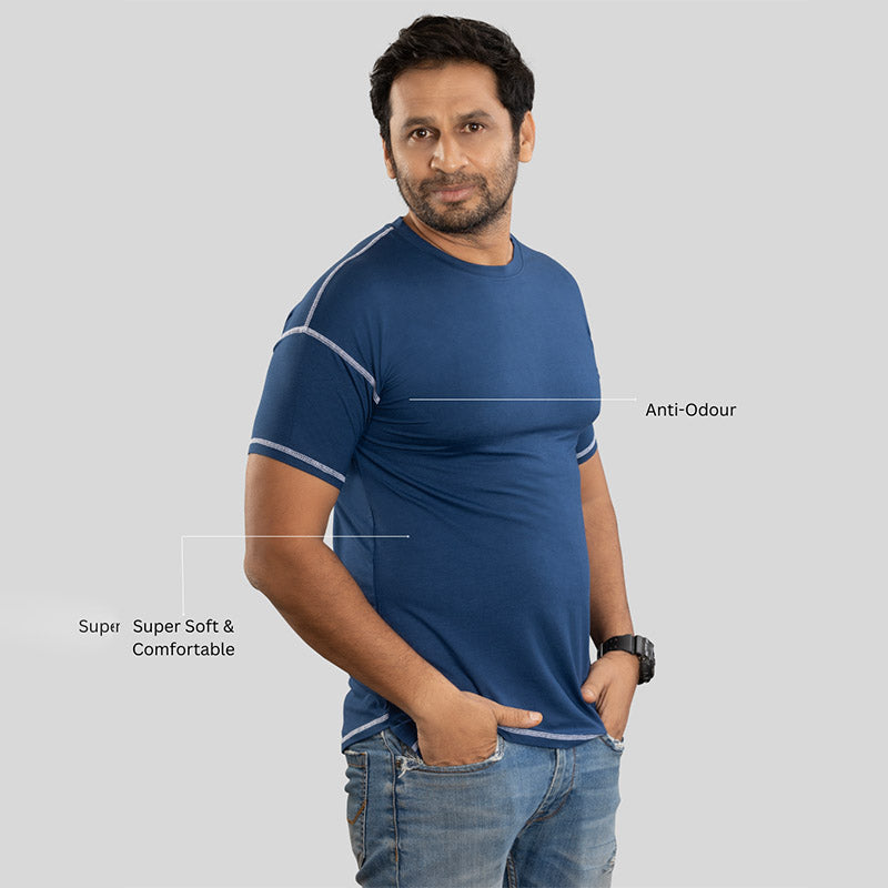 Indian men's Ruggd bamboo training T-shirt, odor-resistant, lightweight, with a fitted design and short sleeves.