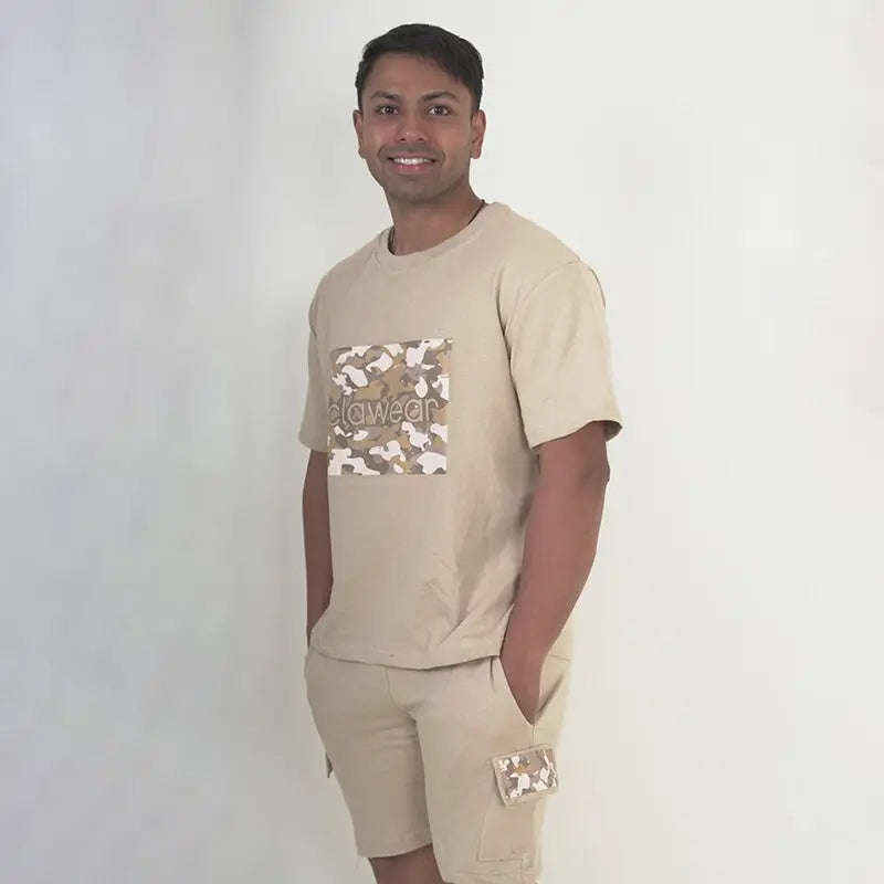 Clawear Mens Hemis T-shirt in black, featuring a relaxed fit and short sleeves, made from soft cotton fabric.