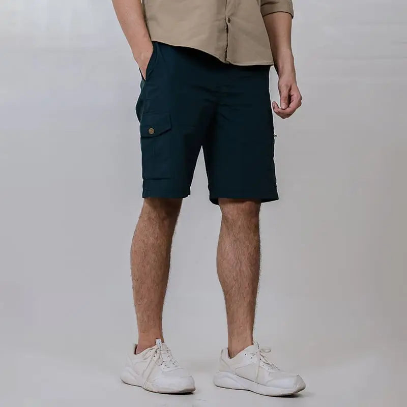 Green Clawear Men's Mara Cargo Shorts with multiple pockets, casual fit, and durable fabric for outdoor and everyday wear.