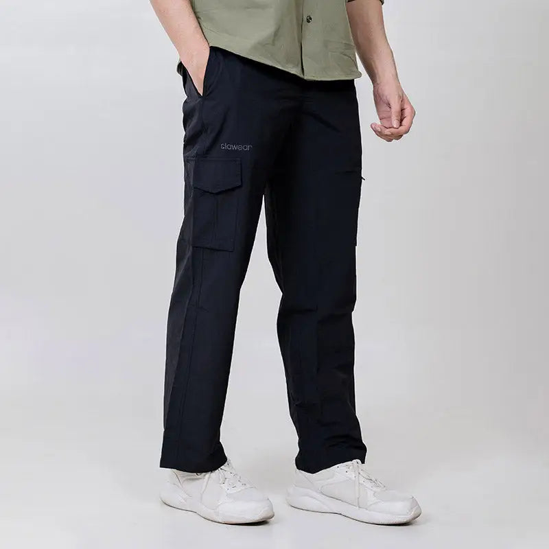 Clawear Men's Masai Cargo Pants in black, featuring multiple pockets and a relaxed fit, ideal for casual and outdoor wear.