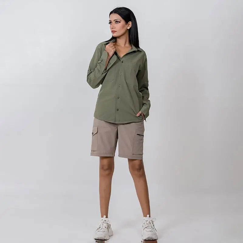 Clawear Women's Mara Cargo Shorts in black, featuring multiple pockets and a relaxed fit, suitable for casual wear.