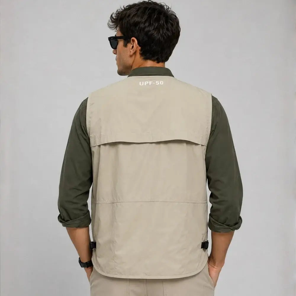 Eddie Bauer Unisex Pathfinder 8-pocket Travel Vest - Vest