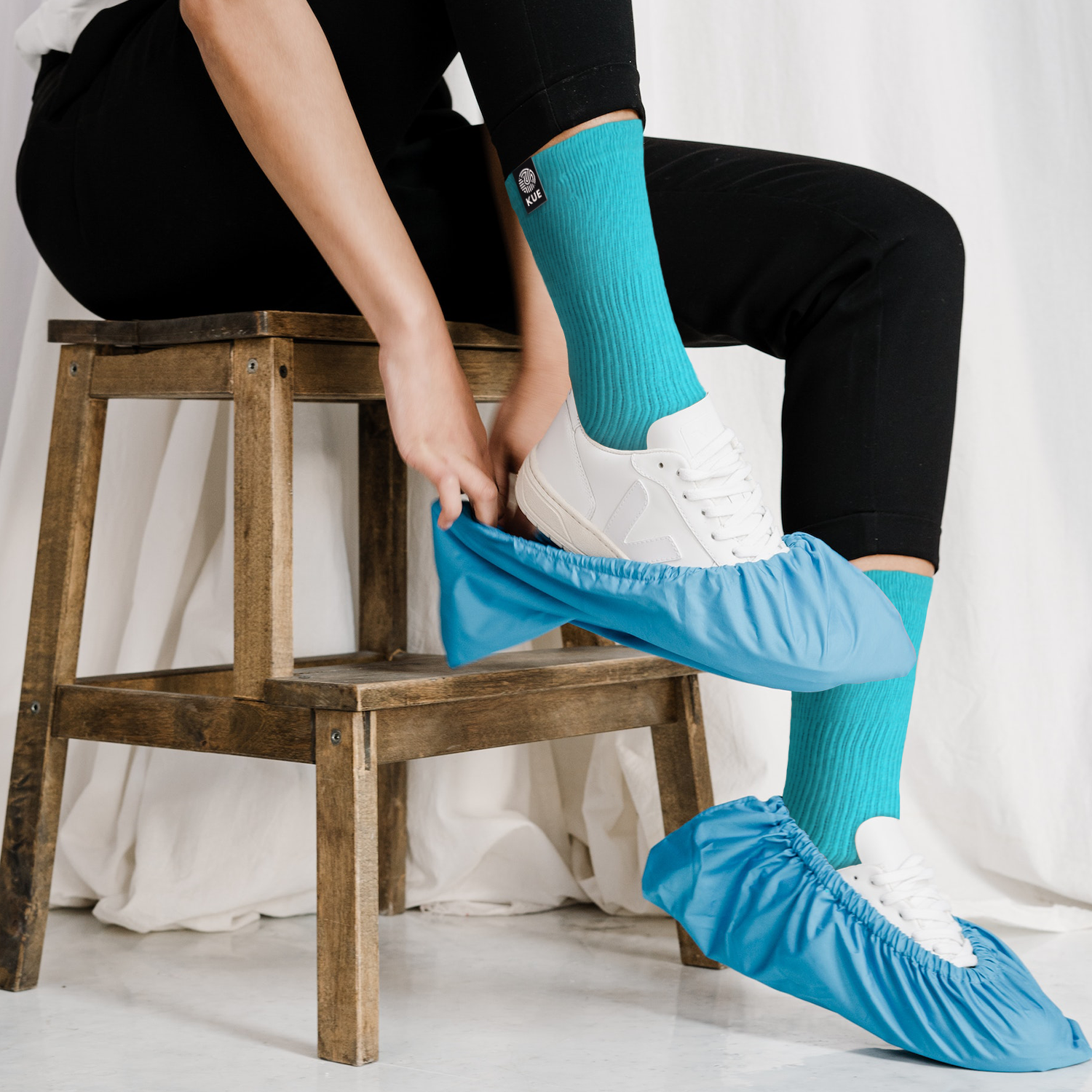 Kue Unisex Odour-Free Sports Crew Socks - Socks
