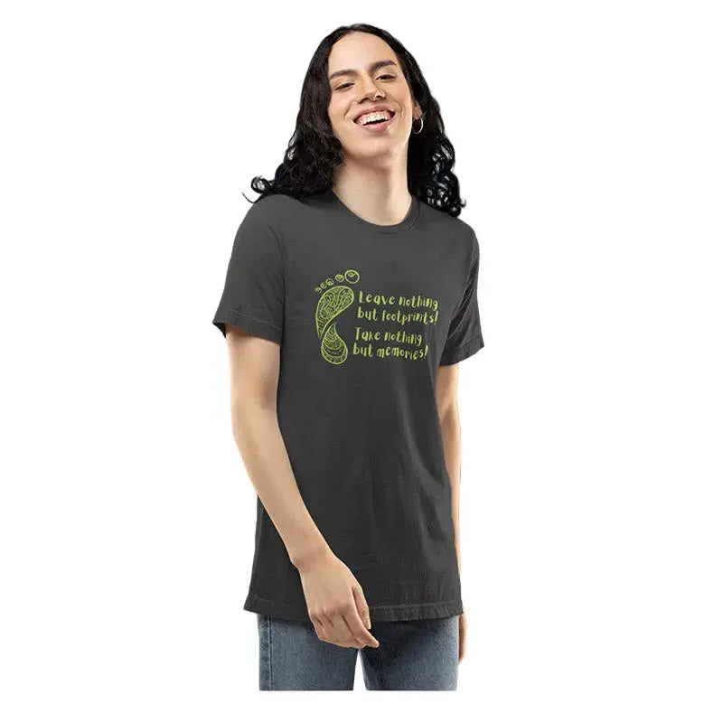 The Mahua Store Women’s Leave Footprints-Take Memories Print T-shirt - Gray / XS - T-shirt