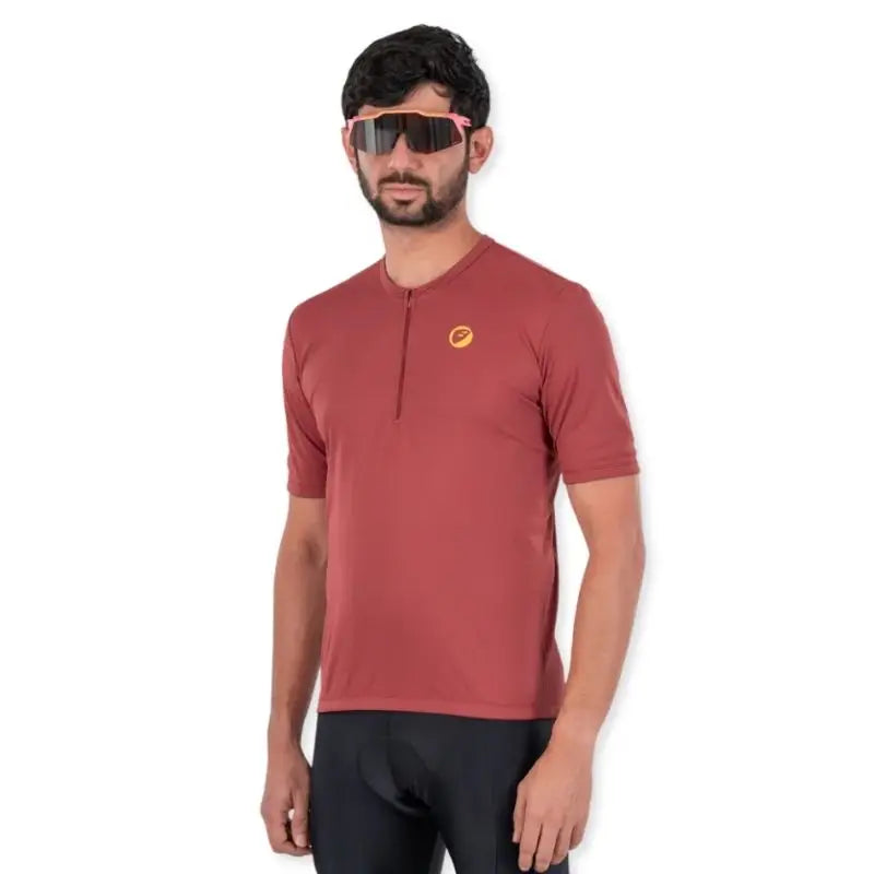 Apace Men's Cruise cycling T-shirt in black with short sleeves, featuring sporty design and branding on the front.