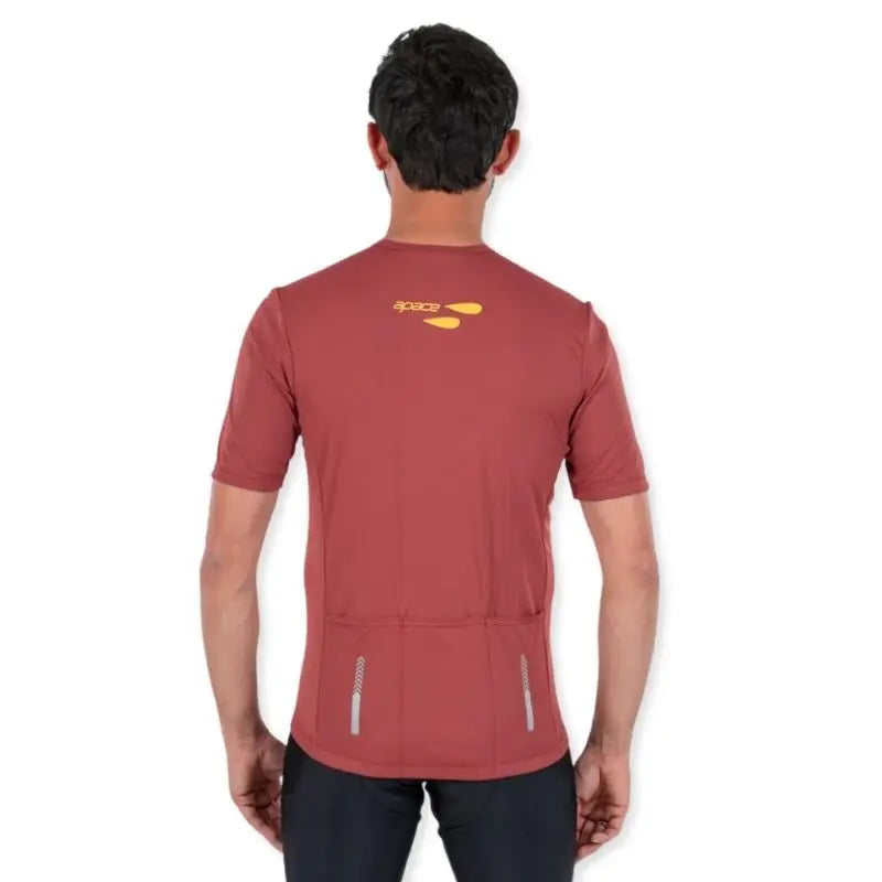 Apace Men's Cruise Cycling T-shirt in black, featuring a crew neck and short sleeves, made for comfortable riding.