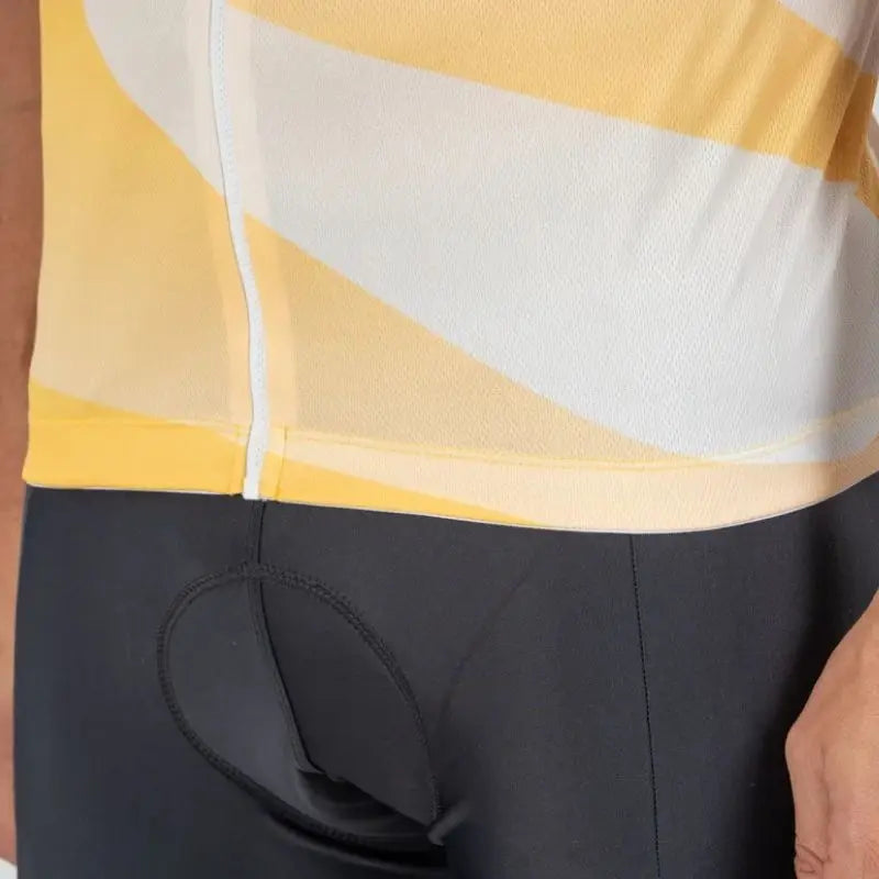 Apace men's relax fit cycling jersey in yellow with short sleeves and front zipper, designed for comfortable riding.