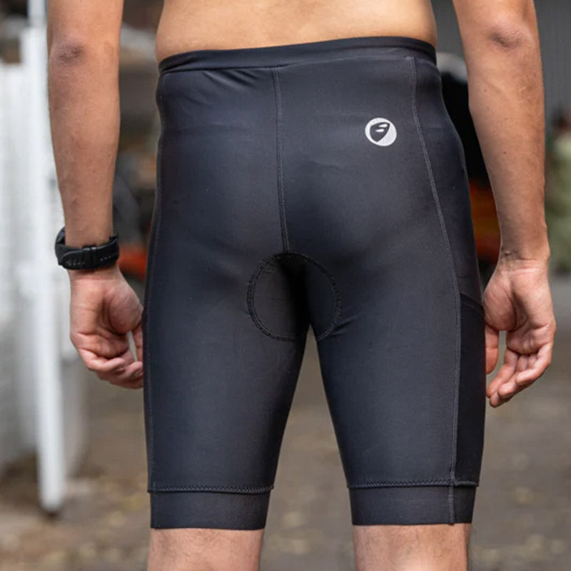 Apace Men's Verge Primo triathlon shorts in black with blue accents, designed for performance and comfort during athletic activities.