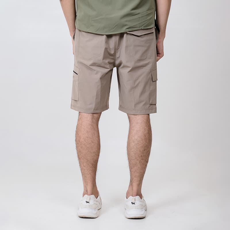 Clawear men's Mara cargo shorts in khaki with multiple pockets, casual fit, and adjustable waistband.