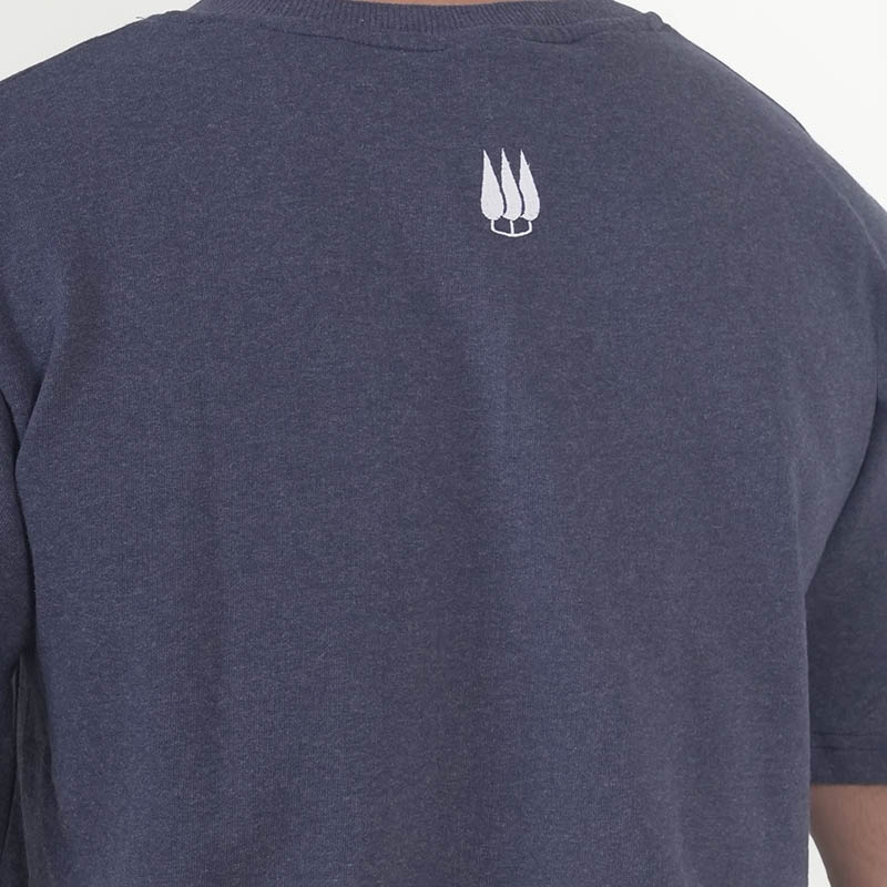 Blue Clawear Women's Hemis T-shirt displayed flat, showcasing its casual fit and soft fabric for comfortable everyday wear.