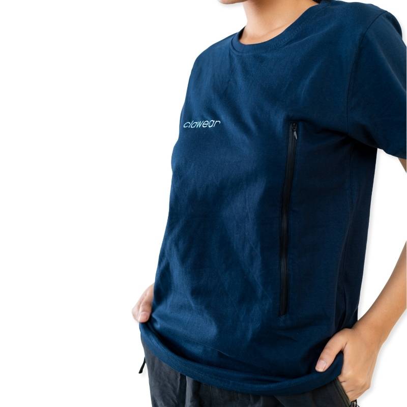 Clawear Women's Jhalana T-shirt with side zip in blue, showcasing a casual fit and stylish design.