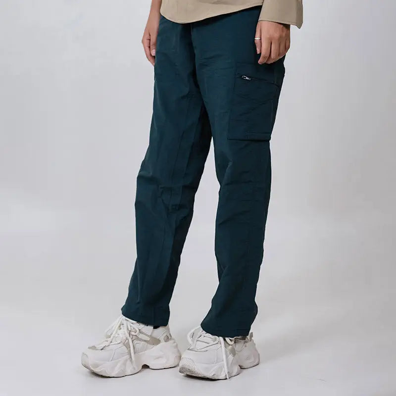Clawear Women's Masai Cargo Pants in green, featuring multiple pockets and a relaxed fit, perfect for casual wear.