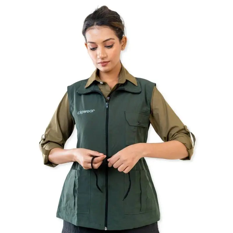 Clawear women's Sundarbans utility vest jacket in green, featuring multiple pockets and durable fabric for outdoor wear.