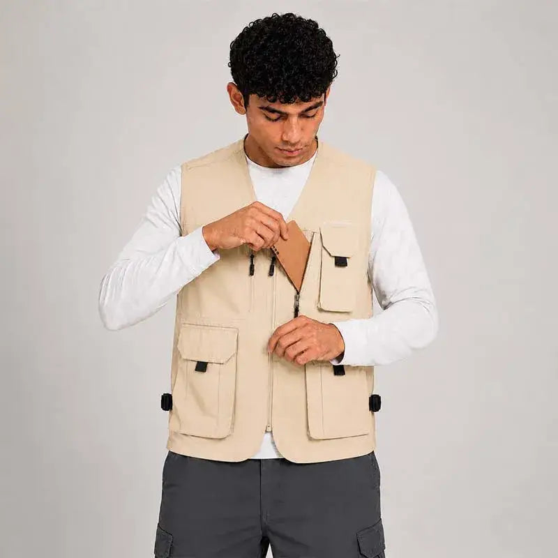Eddie Bauer Unisex Pathfinder 9-pocket Travel Vest - Vest