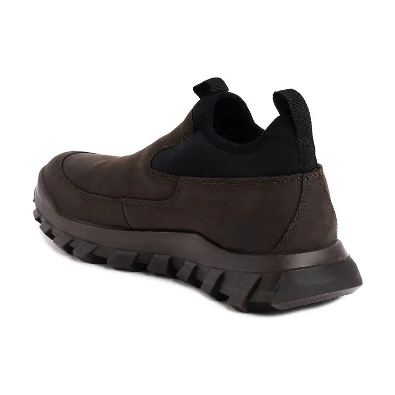 Ergon men's outdoor water-resistant leather shoes with sturdy soles and classic design, suitable for outdoor activities.