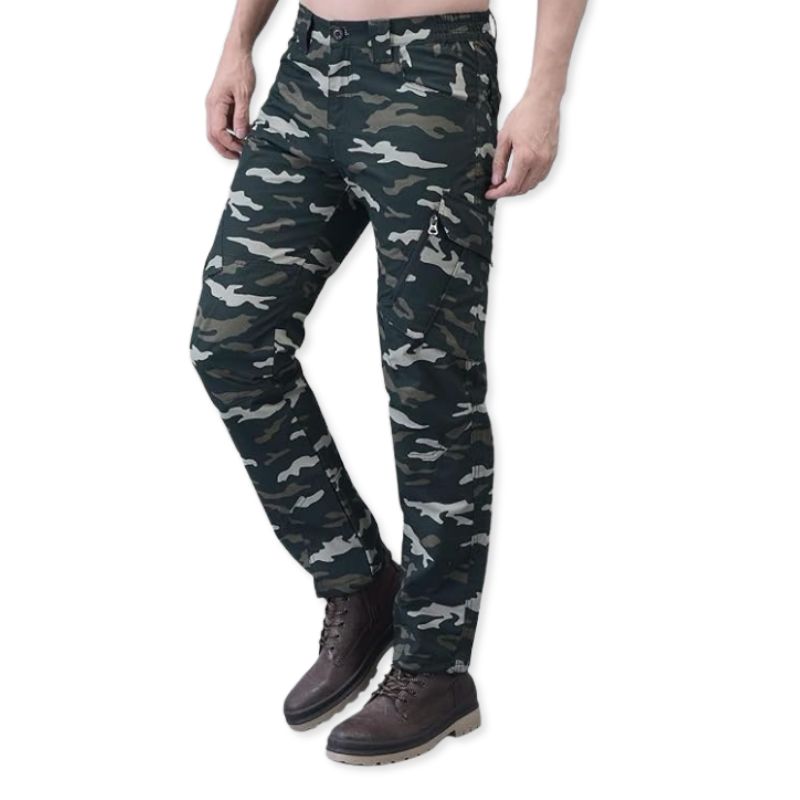 Indian Sports Gear men's Cobra Combat tactical cargo pants in green, featuring multiple pockets and durable fabric.