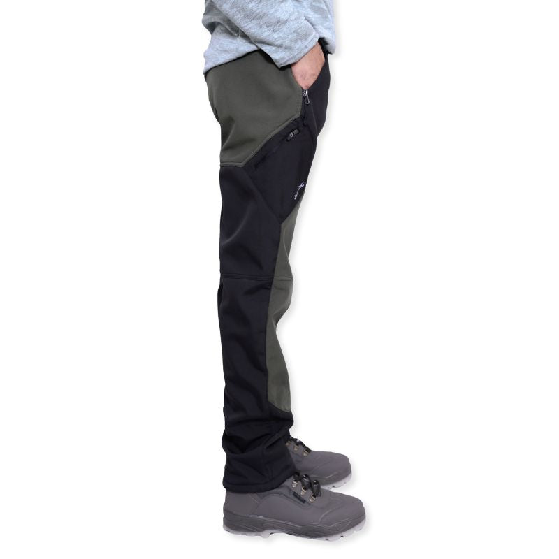 JAG men's snow-proof trekking and hiking cargo pants with five pockets, designed for mountain adventures and outdoor activities.