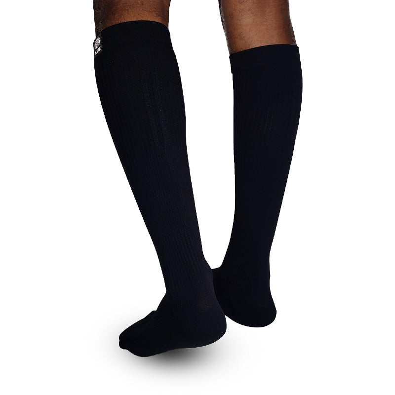 Kue Unisex Sports and Recovery Graduated Compression Socks-18-21 mmHg - Black / S to M