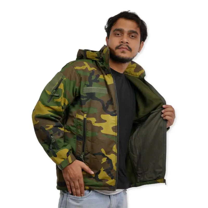 NLTW men's woodland camo softshell jacket with multiple pockets, ideal for tactical outdoor wear and outdoor activities.