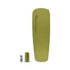 Sea to Summit camp self-inflating sleeping mat in green, regular size, designed for comfortable outdoor sleeping.
