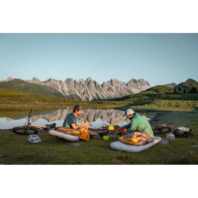 Sea to Summit Hiking flat-pack Kettle pot 1.3L BPA free - Lime / 1.3 Litres - Travel Essentials