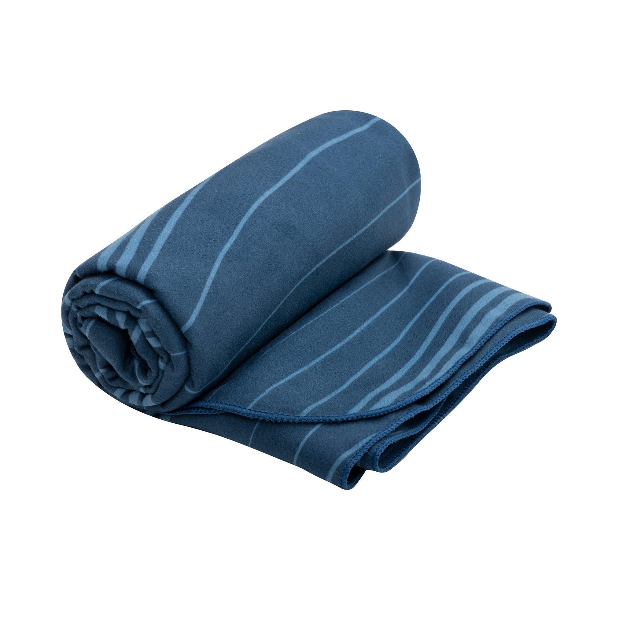 Sea to Summit Pocket Quick Dry Towel in Moonlight Atlantic Wave color, compact and lightweight towel for travel and outdoor use.