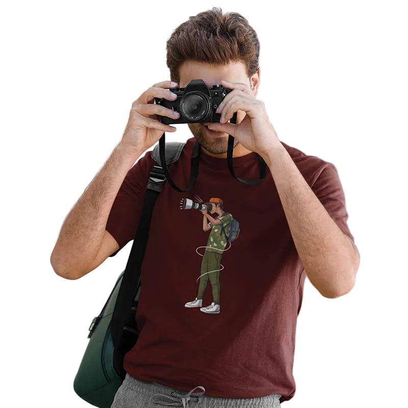 The Mahua Store Men’s The Photographer-Male Print T-shirt - Red / XS - T-shirt