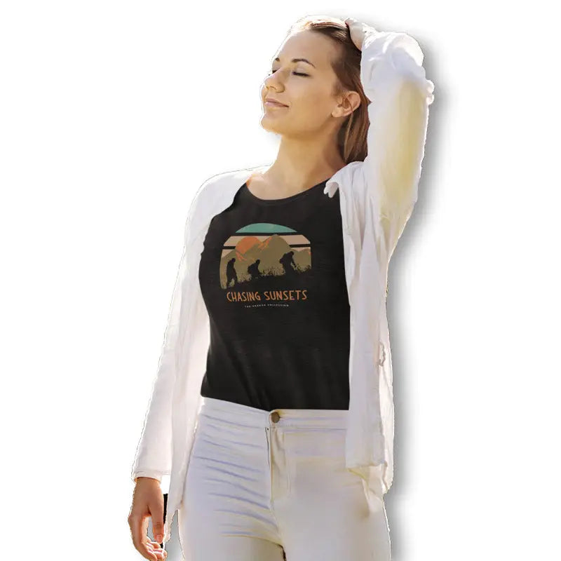 The Mahua Store Women’s Chasing Sunsets Print T-shirt - Black / XS - T-shirt